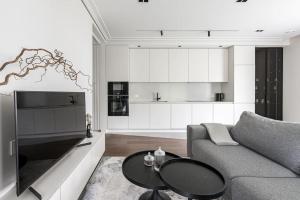 Φωτογραφία από το άλμπουμ του Spacious luxury apt w/river view/terrace Paupys στο Βίλνιους +50 φωτογραφίες