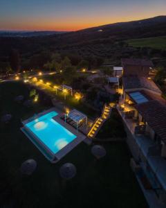 Di Colle in Colle - Agriturismo内部或周边的泳池