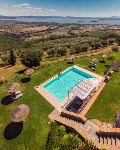 Di Colle in Colle - Agriturismo内部或周边的泳池