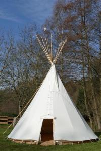 Fotografie z fotogalerie ubytování Außerhalb2 - Übernachten im Tipi v destinaci Weisel