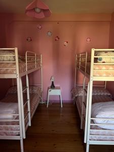 Łóżko lub łóżka w pokoju w obiekcie Casa BellaTerra