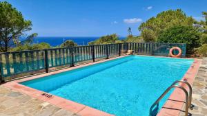 The swimming pool at or close to Alghero Villa Barranch with sea view swimming pool for 6 people