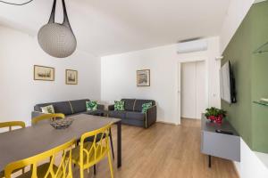 Afbeelding uit fotogalerij van Valeria Apartment in Bardolino +9 foto's