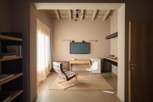 TV a/nebo společenská místnost v ubytování FARM HOUSE