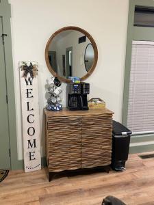 Fotografie z fotogalerie ubytování The Chicken Coop v destinaci Troy