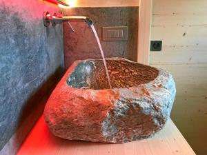 Foto sihtkohas Torre di Santa Maria asuva majutusasutuse Agriturismo Mondolegro - Chiesa in Valmalenco galeriist +17 fotot