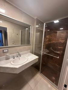 Koupelna v ubytování DEPARTAMENTO IMPERIAL VII