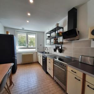 Η κουζίνα ή μικρή κουζίνα στο AG12 Villa "Les Dix Mouettes" Vue Mer Confort & Moments Inoubliables