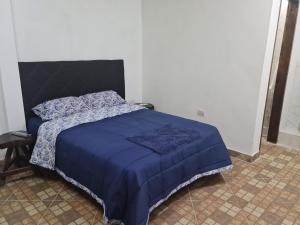 Ένα ή περισσότερα κρεβάτια σε δωμάτιο στο Fashion Home