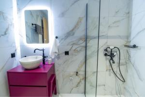 Gallery image of Pecora Nera apartments in Lixouri