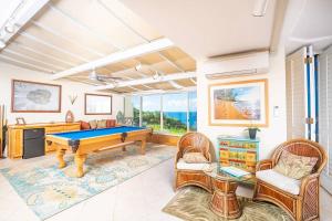 Zdjęcie z galerii obiektu Pu'u Poa 306 - Ocean View, Corner Unit, Full AC, Pool Table w mieście Princeville
