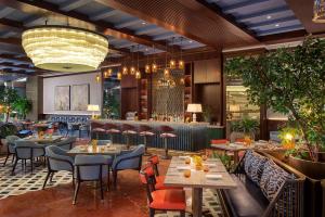 Waldorf Astoria Cairo Heliopolis的休息区