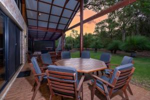 Κήπος έξω από το Windlemere Getaway - Rural Living minutes from town