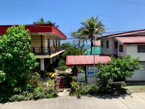 Gallery image of Old Parola Seaside Inn in Baler