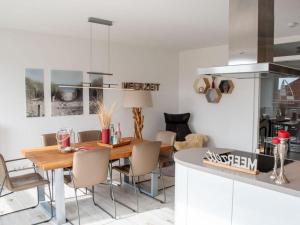 Η κουζίνα ή μικρή κουζίνα στο MeerZeit on Juist Comfortable holiday residence