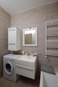 Zdjęcie z galerii obiektu Apartament Słoneczny 10 w mieście Opole