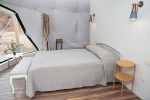 Postel nebo postele na pokoji v ubytování Eco Dom Tent