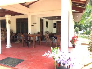 Restaurace v ubytování Sigiriya Moonlight Home