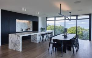 Gallery image of ONYX HOUSE - Wainui Beach in Gisborne