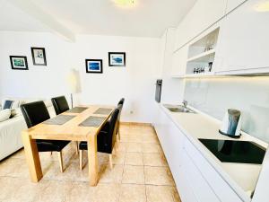 Φωτογραφία από το άλμπουμ του Kotor Muo Apartments C3 στο Κότορ