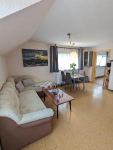 Posezení v ubytování Ferienwohnung Abendschein