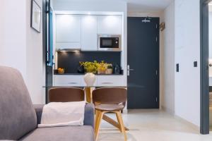 Dapur atau dapur kecil di Luxurious Studio overlooking Casa Pilatos