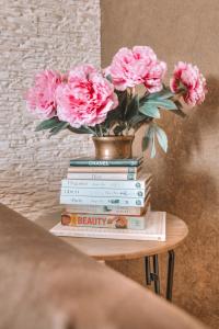 Die Bibliothek in der Villa