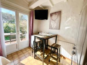Fotografie z fotogalerie ubytování Bastide du Levant - 50m plage - Rez de jardin v destinaci Sainte-Maxime