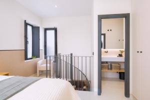 Ένα ή περισσότερα κρεβάτια σε δωμάτιο στο Luxurious Duplex 1Bd 1Bth over Casa Pilatos