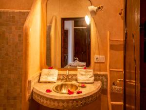 Koupelna v ubytování Kilimini Riad & SPA + 37 fotografií