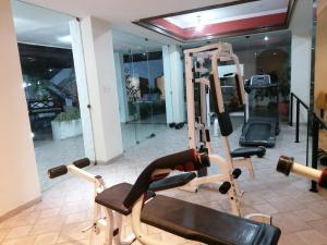 The fitness centre and/or fitness facilities at Suite 5 Estrellas