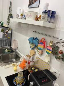 A kitchen or kitchenette at ORTIGIA 26