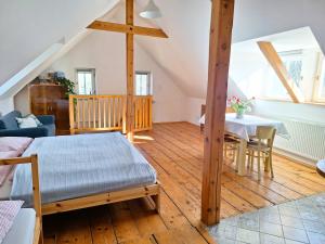 Ubytování Na Sýpce客房内的一张或多张床位