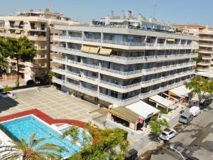 an overhead view of a building with a swimming pool at Beautiful apartment with swimming-pool in Salou