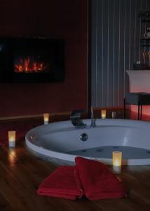 Fotografie z fotogalerie ubytování L'Eden - Suite privative avec jacuzzi et sauna v destinaci Theux