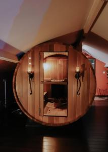 Foto dalla galleria di L'Eden - Suite privative avec jacuzzi et sauna a Theux