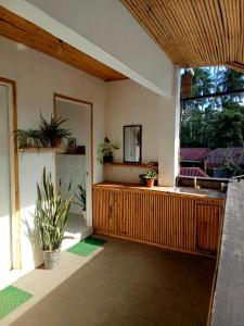 Zahrada ubytování Lazy Juan Beach House Nacpan