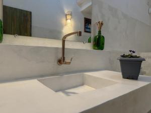 Kylpyhuone majoituspaikassa Vila Rita Hostel Arraial d'Ajuda