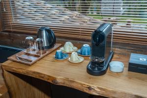 Kaffemaskin og/eller vannkoker på Bİ ABANT MASALI VİLLAGE HOTEL