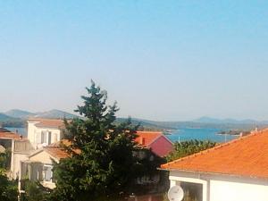 Afbeelding uit fotogalerij van Apartments Jadranica in Murter