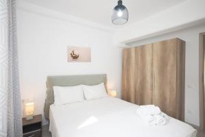 صورة لـ Experience Mykonos Ruby Paradise with Shared Pool في Plintri