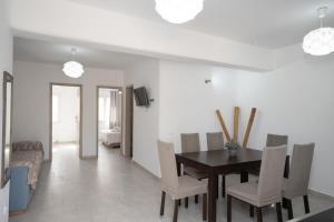 صورة لـ Experience Mykonos Ruby Paradise with Shared Pool في Plintri