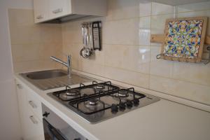 Kuchnia lub aneks kuchenny w obiekcie Villa Victoria, Taormina