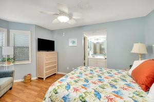 Katil atau katil-katil dalam bilik di Harbour Oaks 111 +19 gambar