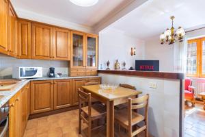 Φωτογραφία από το άλμπουμ του Casa Daniel - casa con giardino σε Magliano Alfieri +42 φωτογραφίες