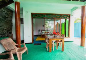 Χώρος καθιστικού στο The Sunshine Ella