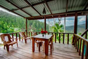 Φυσικό τοπίο κοντά σε αυτό το δωμάτιο σε οικογενειακή κατοικία