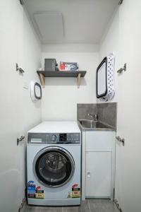 Foto sihtkohas Canberra asuva majutusasutuse Luxury and Stylish Apt on NB Ave galeriist