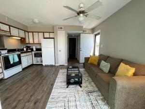 Gallery image ng Lani Kai 201-The Tipsy Turtle sa Gulf Shores
