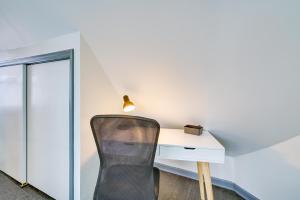 Fotografie z fotogalerie ubytování Ocean City Loft-Style Apt, Close to Beaches! v destinaci Ocean City